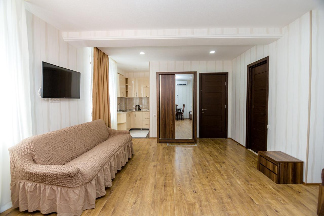 Elia Palace Hotel Τυφλίδα Εξωτερικό φωτογραφία