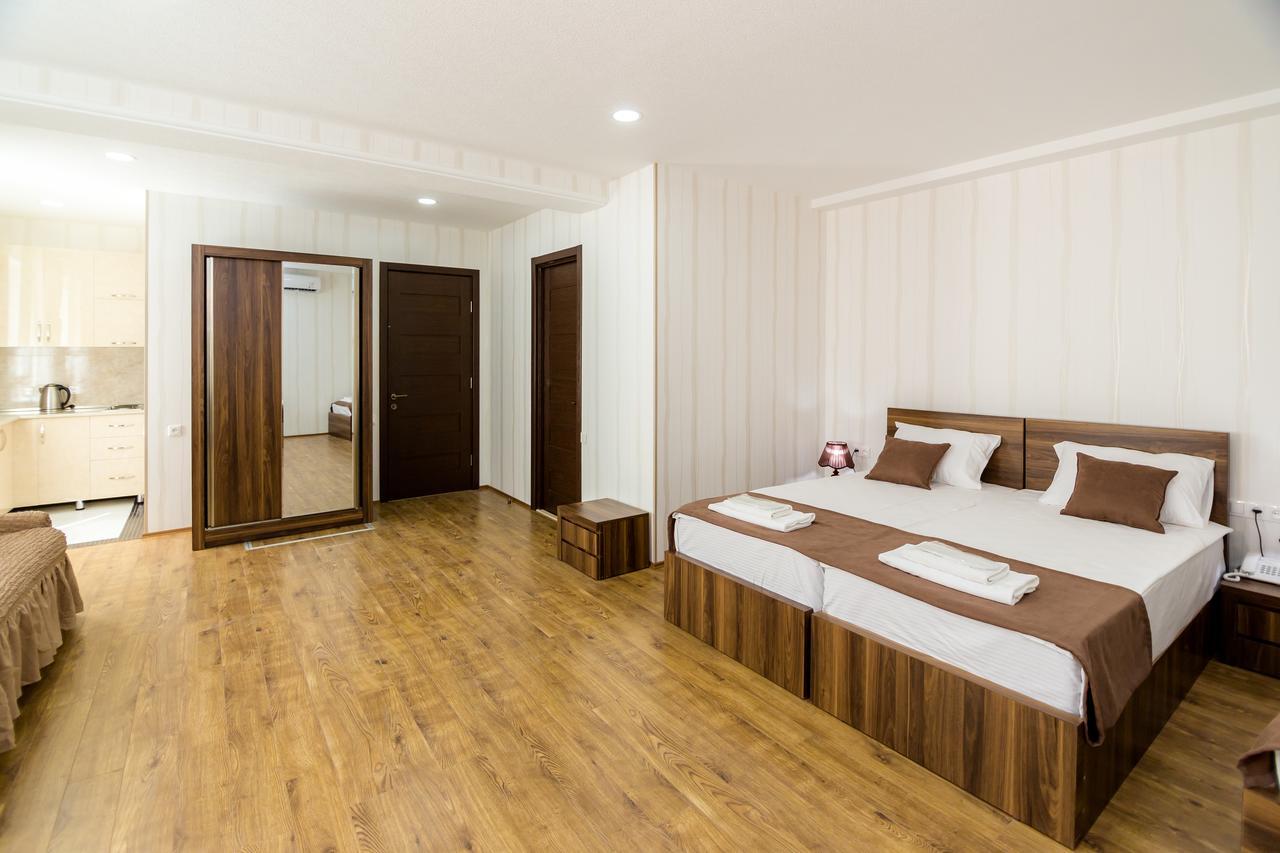 Elia Palace Hotel Τυφλίδα Εξωτερικό φωτογραφία