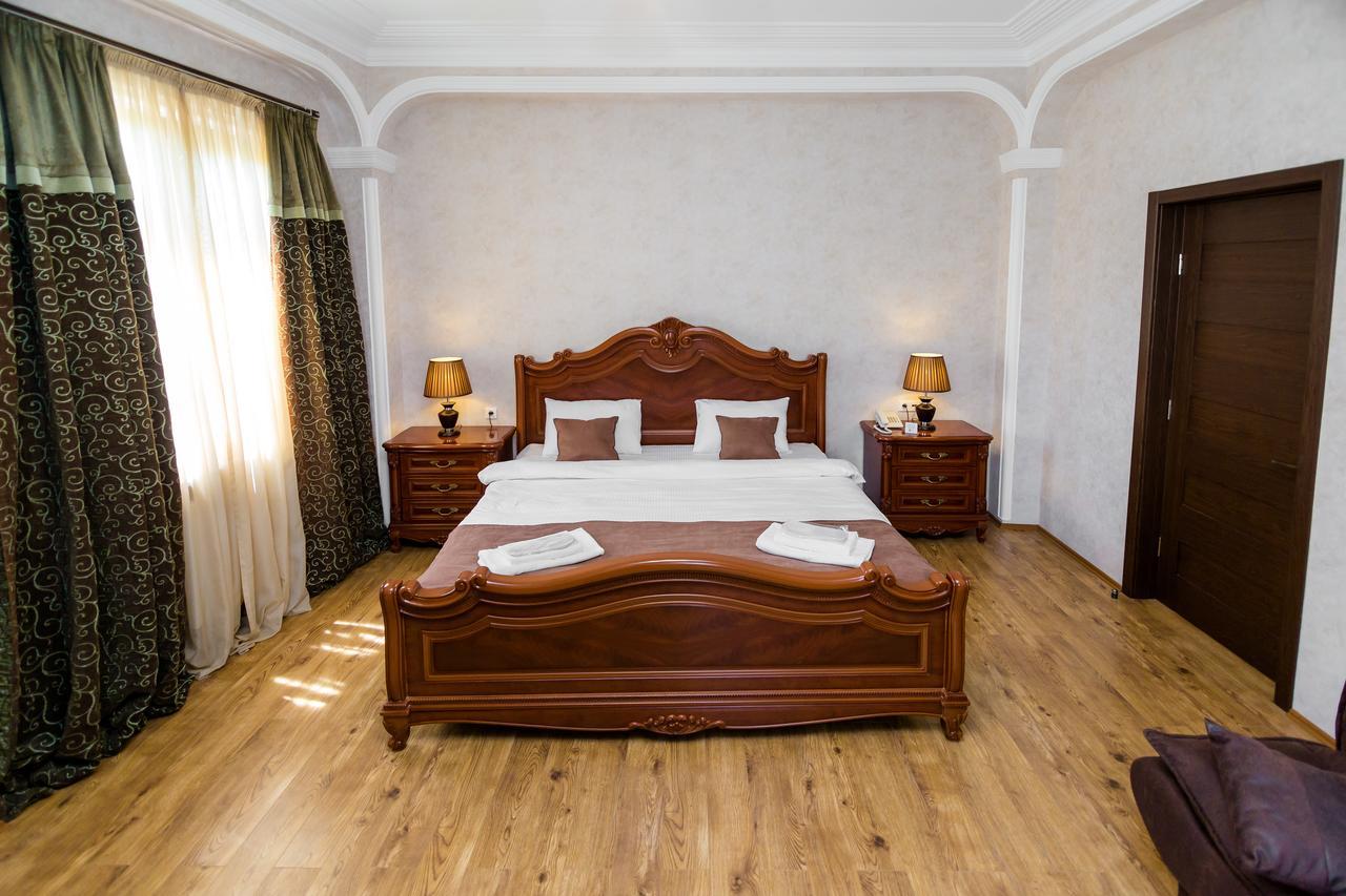 Elia Palace Hotel Τυφλίδα Εξωτερικό φωτογραφία