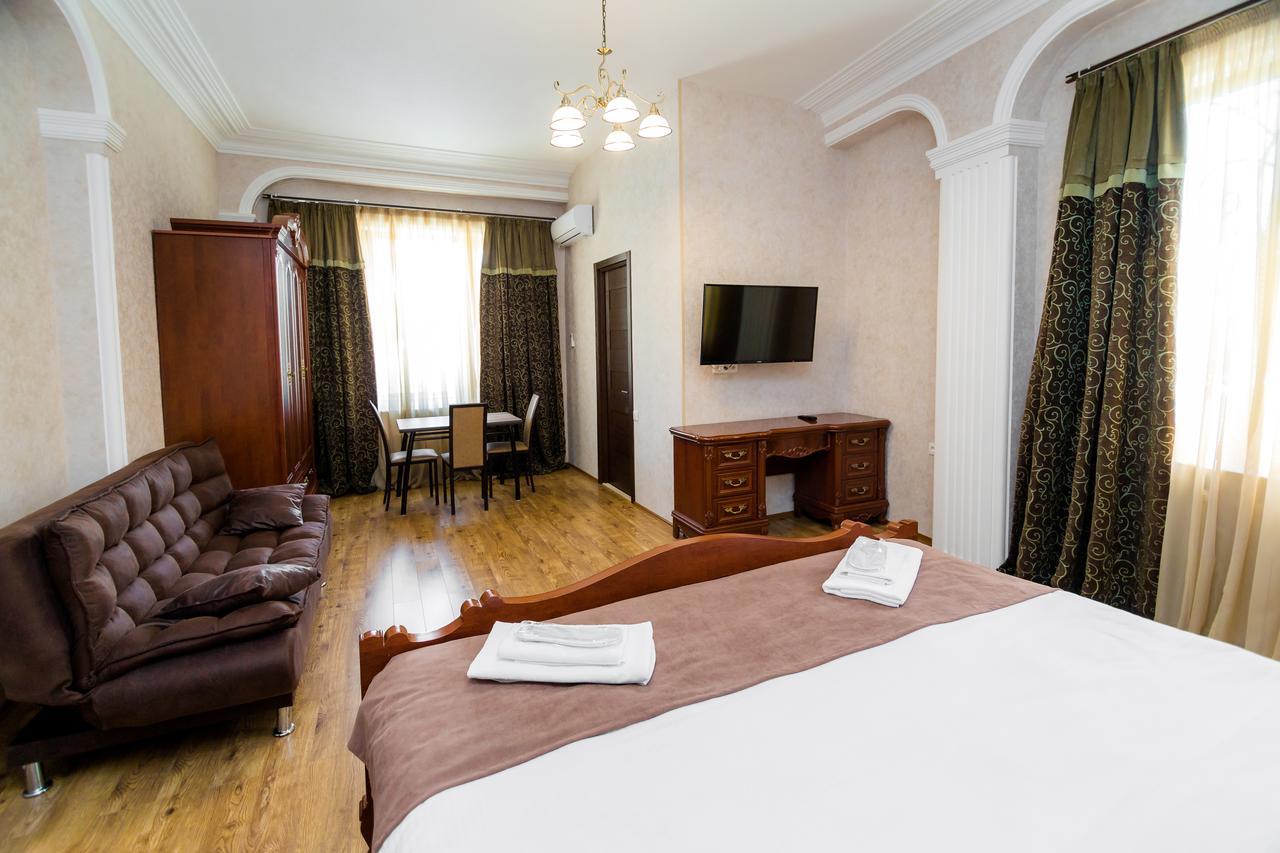Elia Palace Hotel Τυφλίδα Εξωτερικό φωτογραφία
