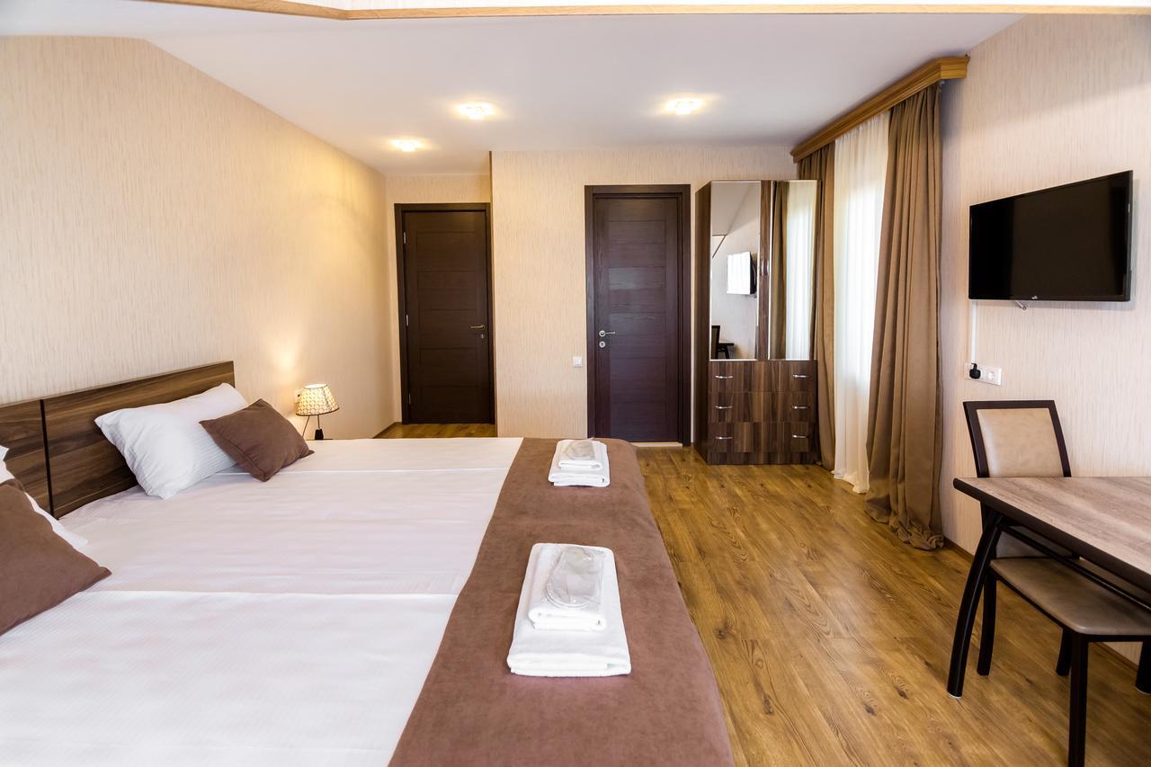 Elia Palace Hotel Τυφλίδα Εξωτερικό φωτογραφία
