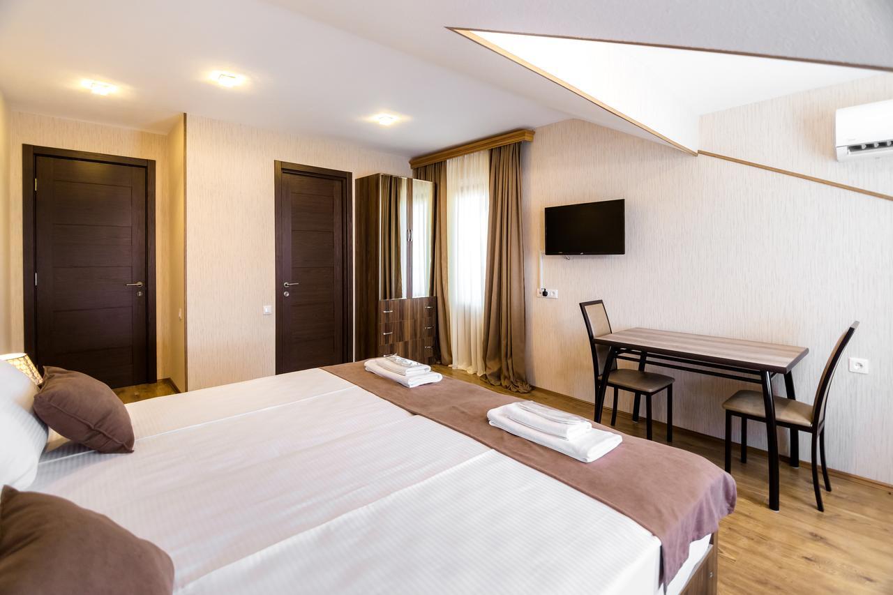 Elia Palace Hotel Τυφλίδα Εξωτερικό φωτογραφία