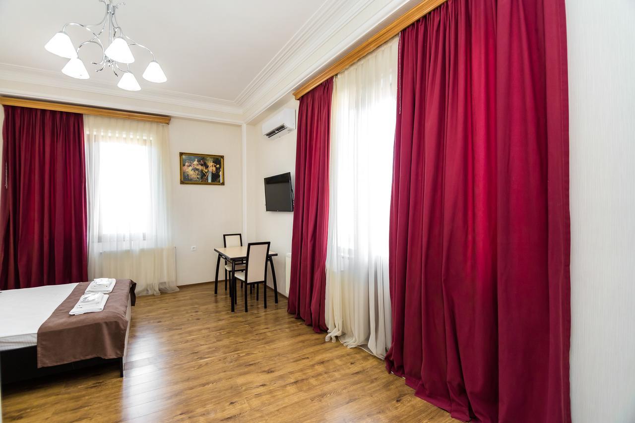 Elia Palace Hotel Τυφλίδα Εξωτερικό φωτογραφία